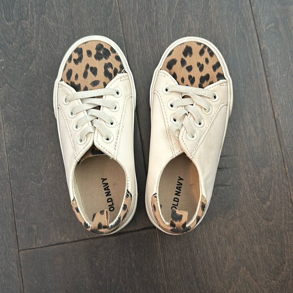 Toddler ivory/cheetah slip on shoes